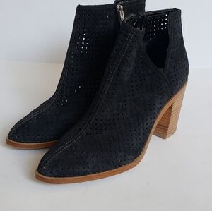 1. STATE eyelet ankle booties